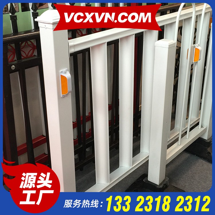 车辆道路栏杆 市政护栏厂家电话 道路隔离栏杆生产厂家 市政隔离栅栏
