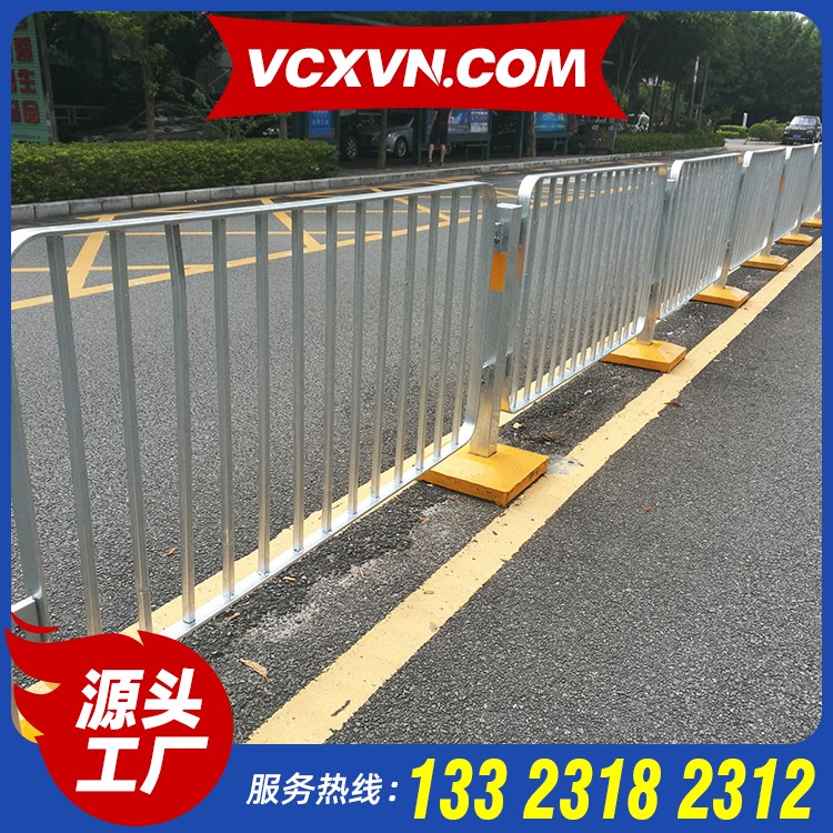 交通护栏多少钱米