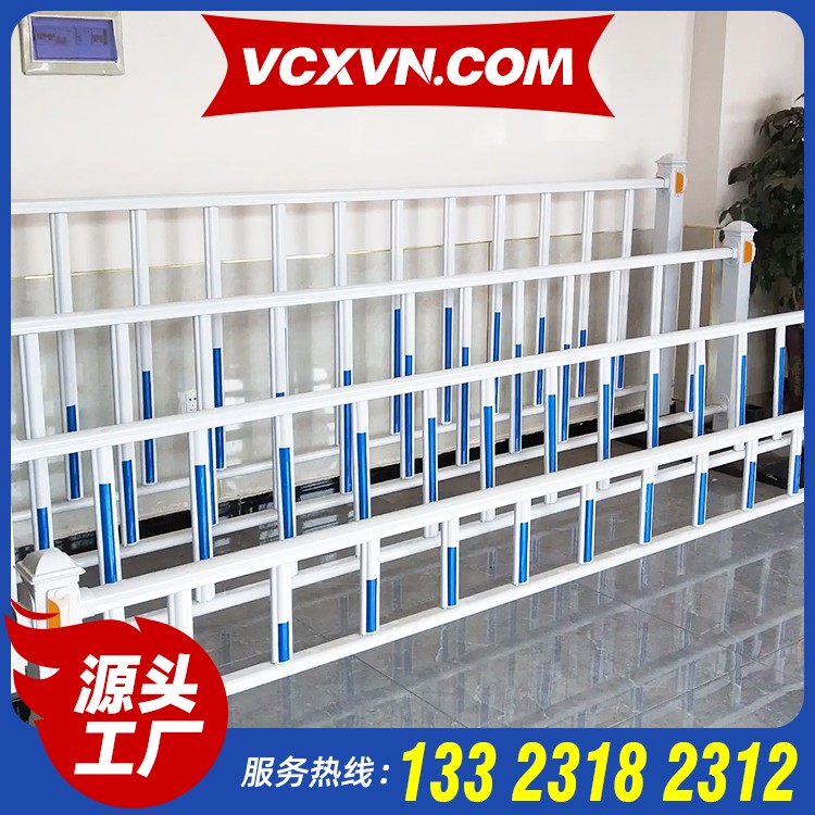 市政人行道弧形栏杆 市政锌钢护栏报价 京式钢质护栏 市政道路隔离栏杆厂家