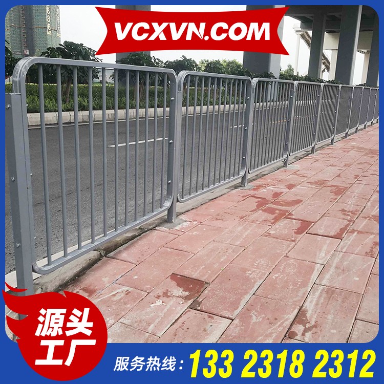 道路防护护栏厂家